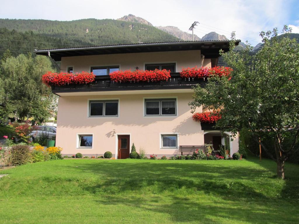 Haus Vogelsberger Apartment ฟูลป์เมส ภายนอก รูปภาพ