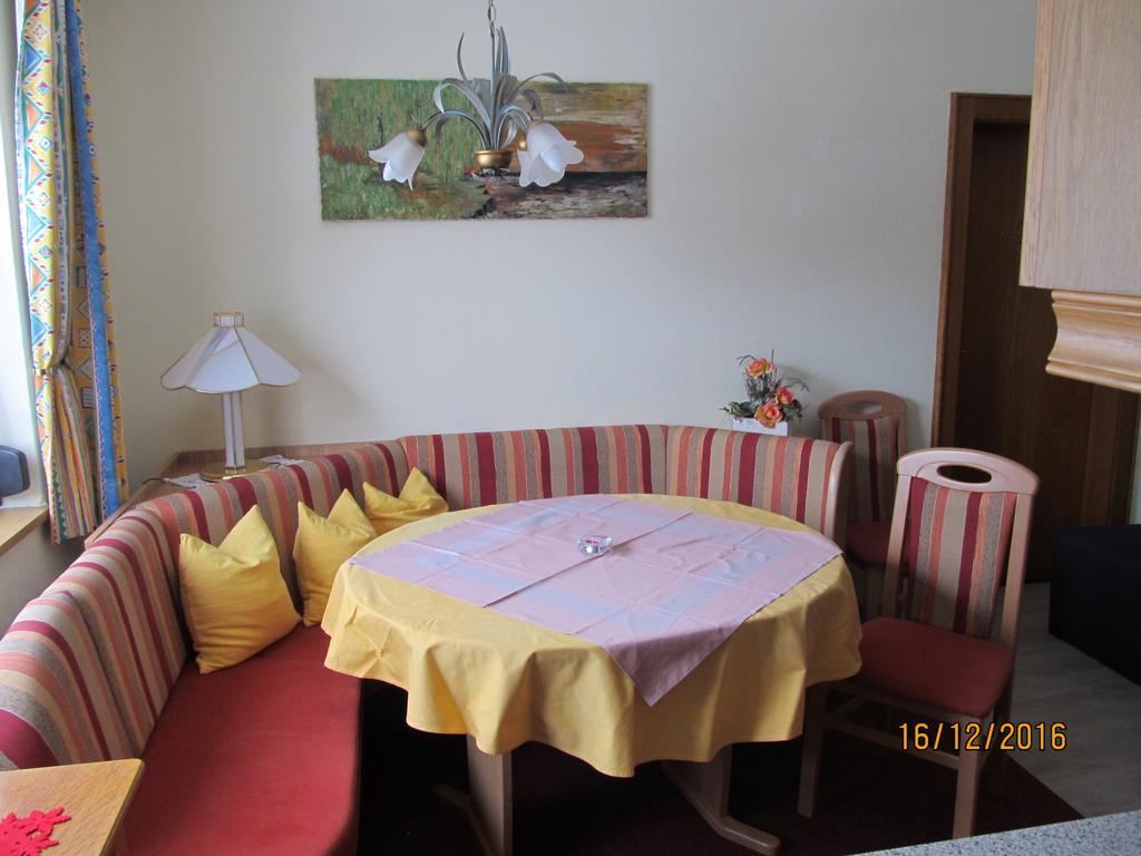 Haus Vogelsberger Apartment ฟูลป์เมส ภายนอก รูปภาพ